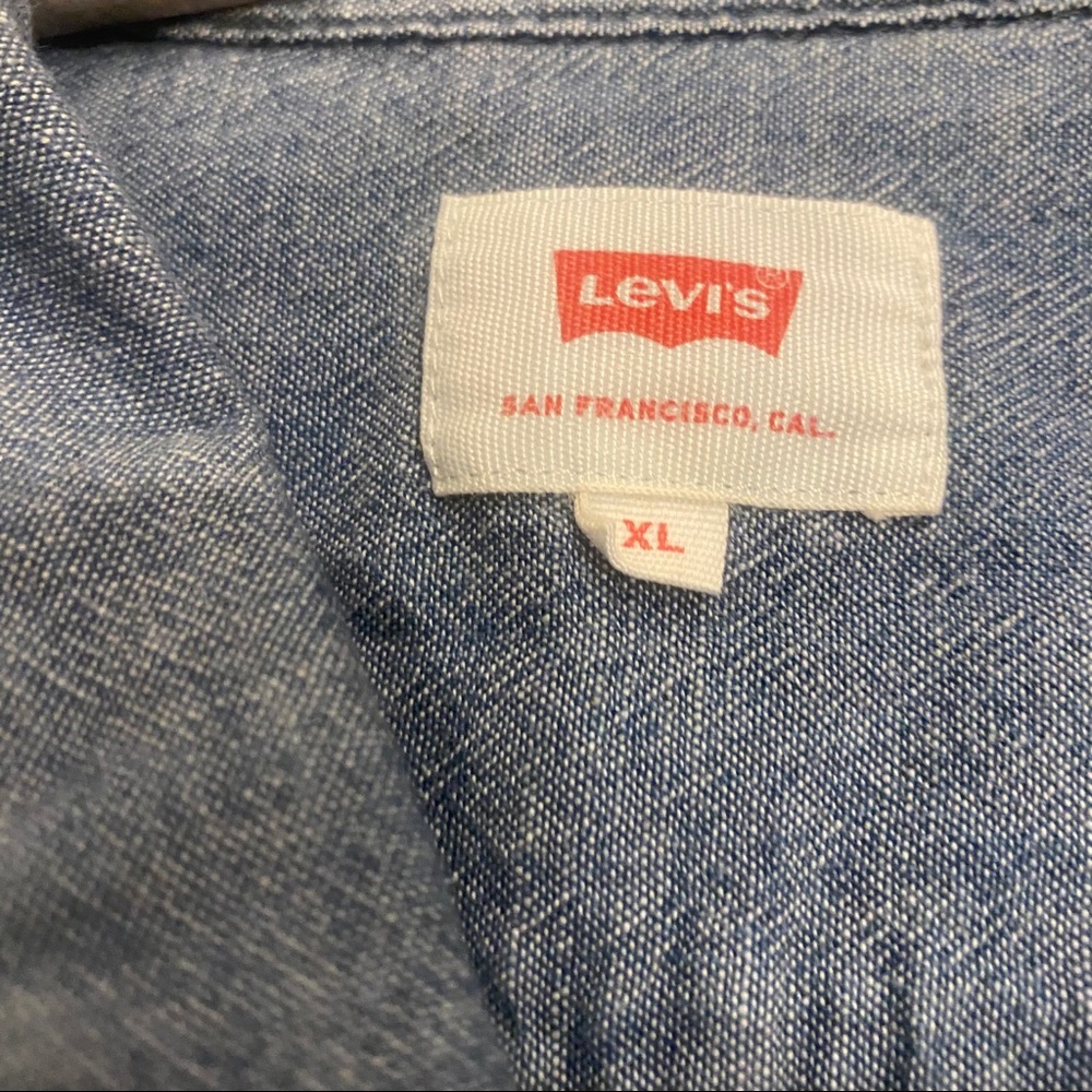 Levi’s Denim Button Down - image 5